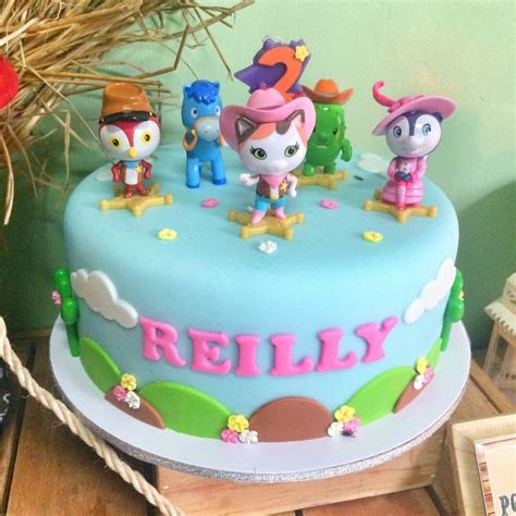 sheriff callie birthday cake reilly s 2nd birthday pinterest sheriff callie birthday and