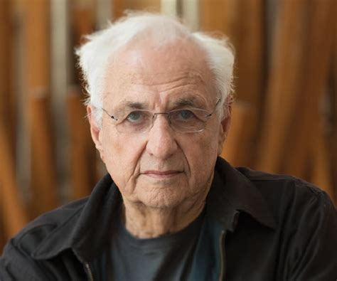 frank gehry biography facts childhood family life achievements