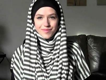tutorial hijab pashmina panjang menutup dada yulio adi candra