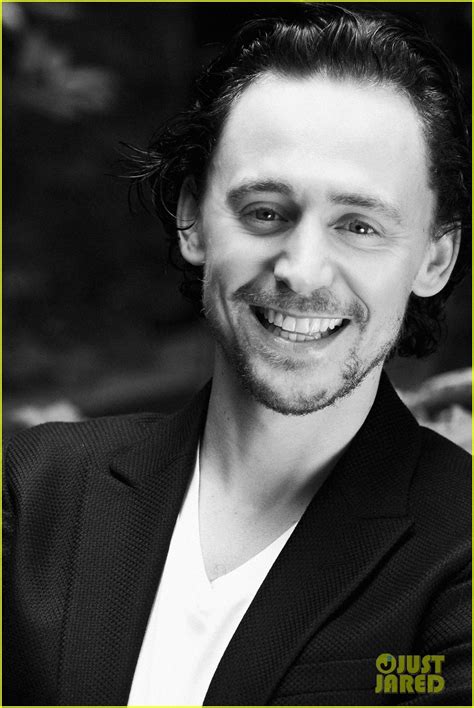 tom hiddleston interview exclusive photo  exclusive exclusive  tom