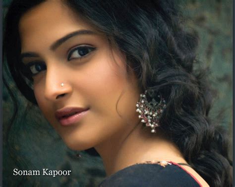 sonam kapoor indian actress wallpapers