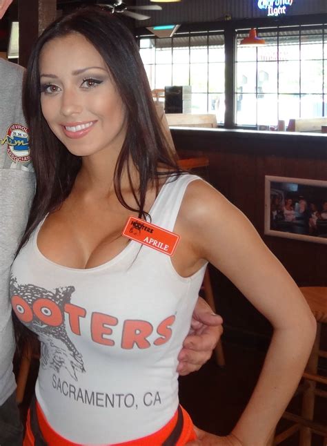 Hooters Waitress Big Tits Hot Girl Hd Wallpaper