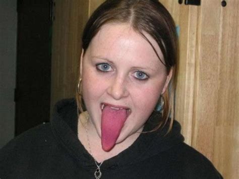 Longest Tongues Of The World 68 Pics