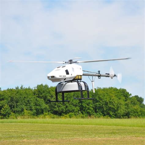 drone helicoptere  helipse pour la prise de vue aerienne de surveillance de