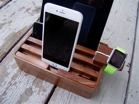 review stylish wooden charging dock juices   gear
