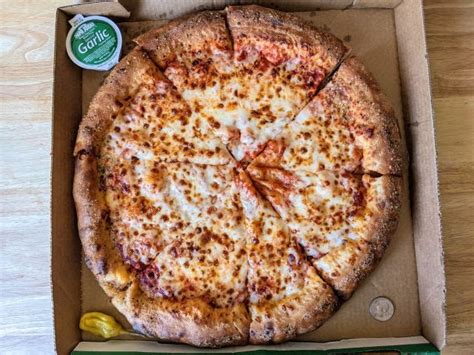 Review Papa John S Epic Pepperoni Stuffed Crust Pizza Brand Eating