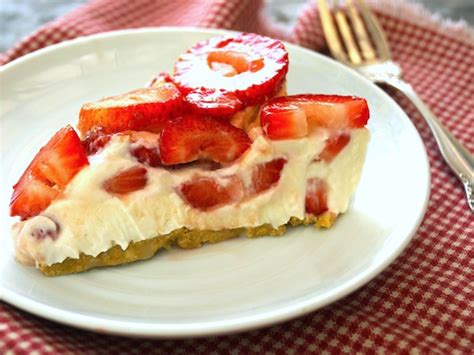 Summer No Bake Strawberry Cheesecake Recipe