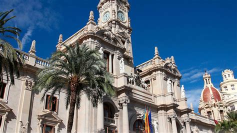 flights to valencia from east midlands east midlands airport