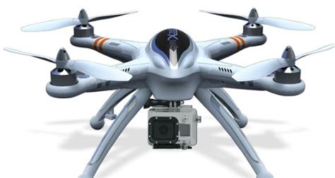 gopro  arrivo il drone  le riprese aeree tech cycling
