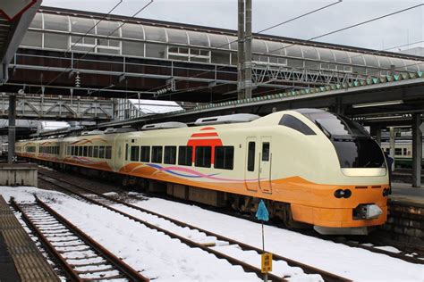 express train service between niigata and akita limited express inaho