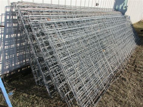 straight wire panels