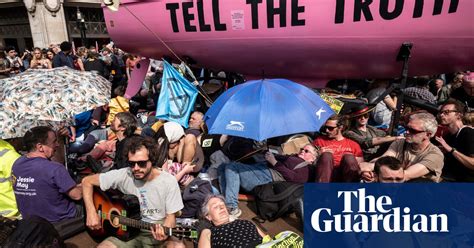 a fortnight with extinction rebellion in pictures