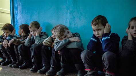 Shivering Hungry And Tearful In Rebel Held Eastern Ukraine The New