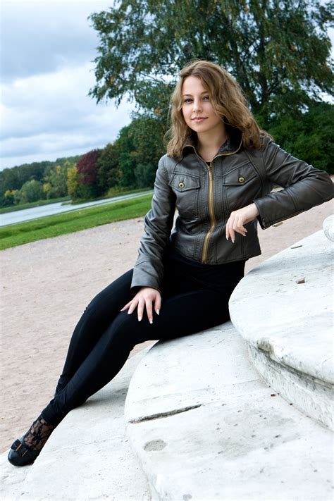 146 Best R Modelsgonemild Images On Pholder Natalia Starr