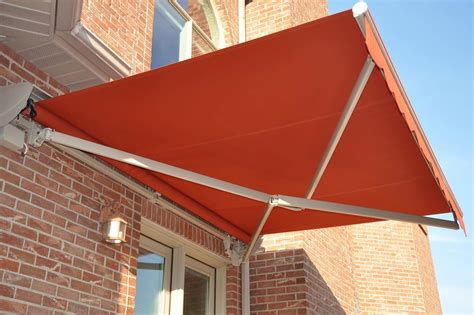 manual retractable folding arm awnings