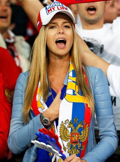 Pin Na Nástenke Russia Fans Girls