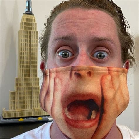 This Home Alone Screaming Mask Is Ideal For The Holidays