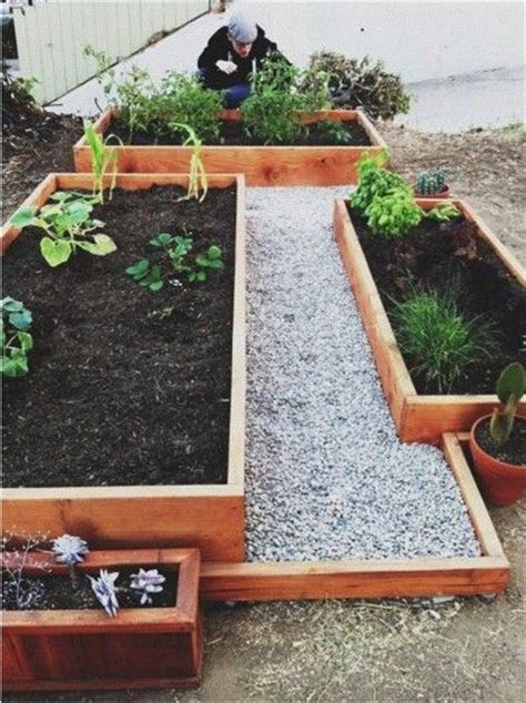 love this raised planter box fences and cool yards pinterest raised planter planter boxes