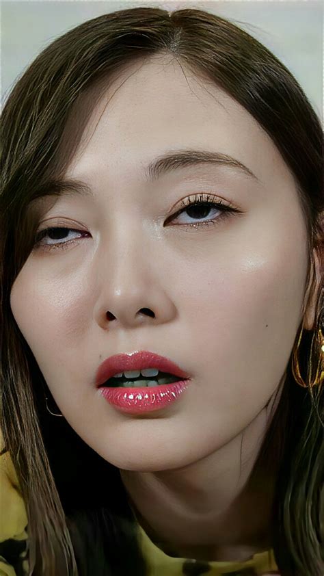 asian fashion models close up faces japanese kpop winter beauty