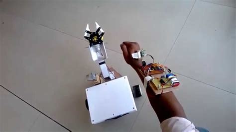 wireless hand gesture controlled robot  arm youtube