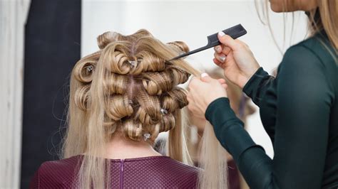 techniques     updos  hair upstyles