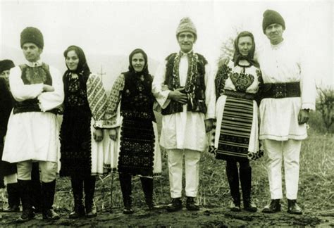 traditii  obiceiuri moldovenesti traditii  obiceiuri transilvania