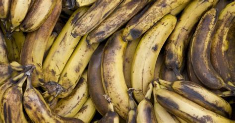 how to peel a frozen banana livestrong