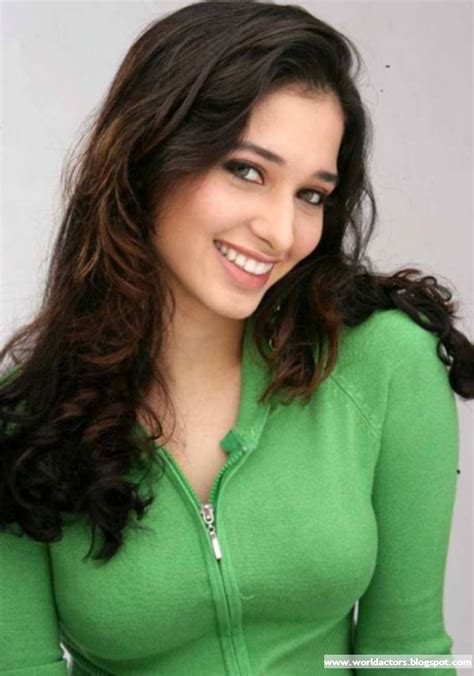 beauty of actress tamana cute picture gallery world of