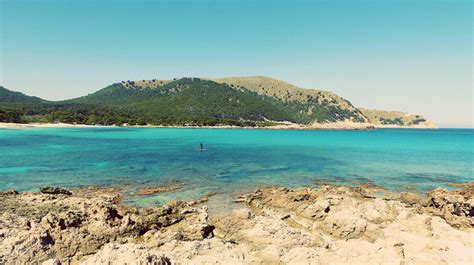 cala agulla calas  encanto de mallorca  imprescindibles