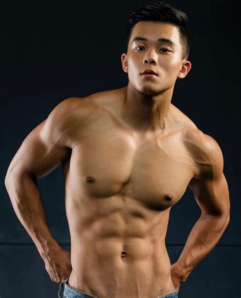 Chinese Muscular Guys Part 1 Photo 22