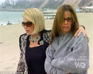 Melissa Rivers Breaks Down In Mother Joan S Arms After