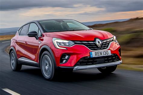 renault captur review captivating compact crossover read cars