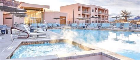 moab resort review chic amenities  epic parks access