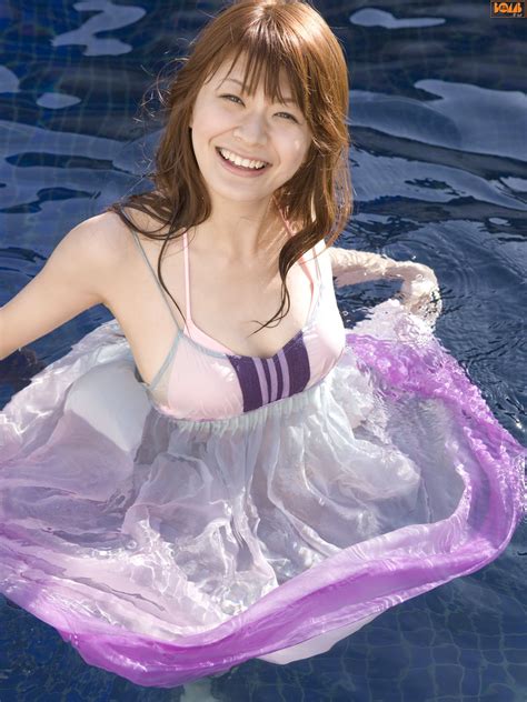 八田亜矢子 グラビア水着画像 40枚 ちょい懐女画像集 女優・歌手・アイドル