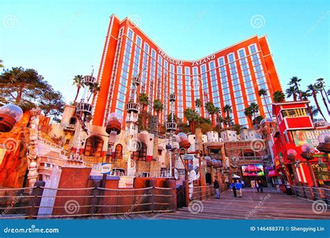 views   treasure island hotel  casino  las vegas editorial