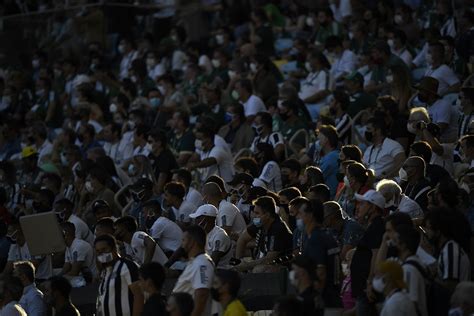 Conmebol é Multada Por Aglomeração No Maracanã Na Final Da Libertadores