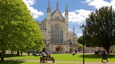 hotels closest  winchester cathedral  winchester  au