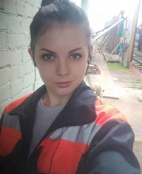 cute russian railroad female workers 35 pics