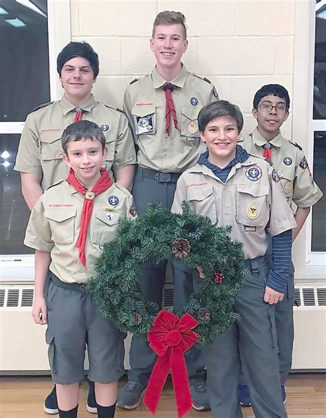 boy scouts sell wreaths  support worthy
