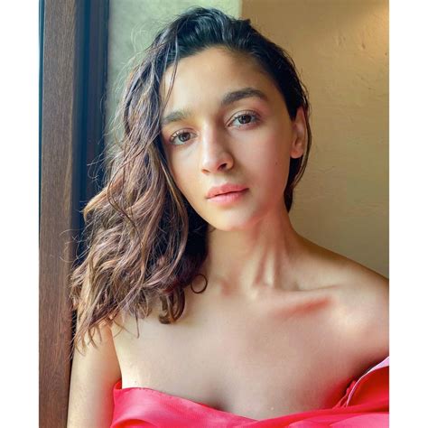 Alia Bhatt And Bffs Are Giving Major Vacation Goals From Their Maldives