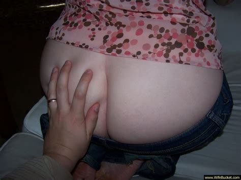 wifebucket chubby wife gives great head