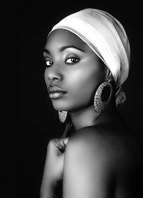Pin By Angel Kincaid On Wrappings Black And White Portraits Black