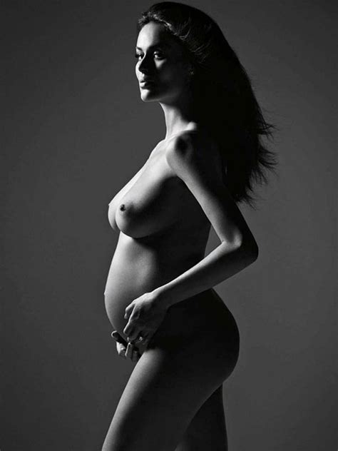 nicole trunfio naked and pregnant for harpers celebrity