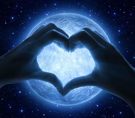 ways  harness  romantic energy   full moon power  positivity
