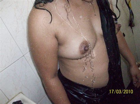 indian aunty s boobs and pussy between the saree page 66 xossip