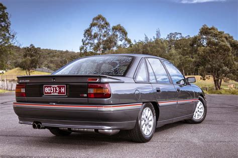 feature  holden vn commodore ss  cars