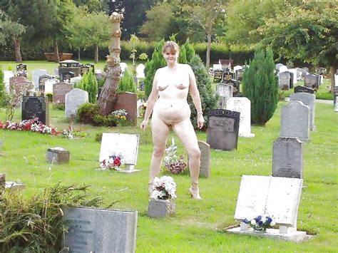 posing nude in the cemetery 89 pics