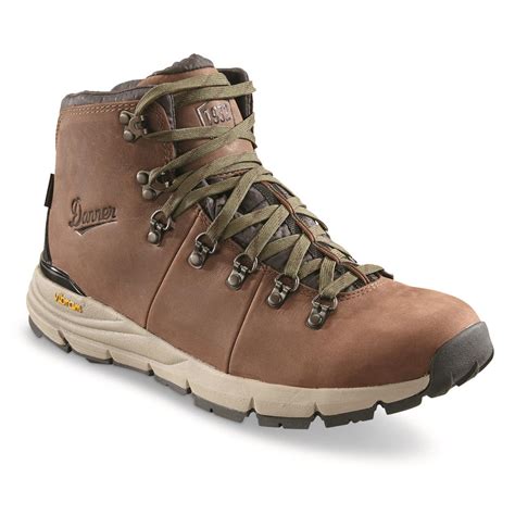 danner mens mountain  waterproof hiking boots full grain leather  hiking boots