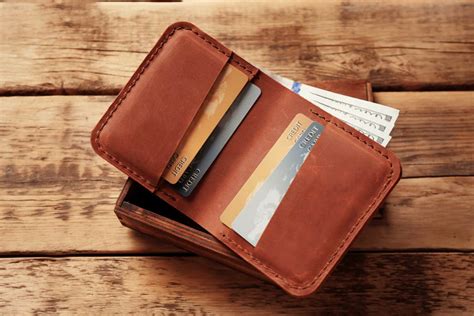 durable leather minimalist  tactical wallets  men