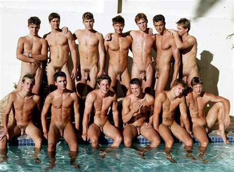male swimmers nude